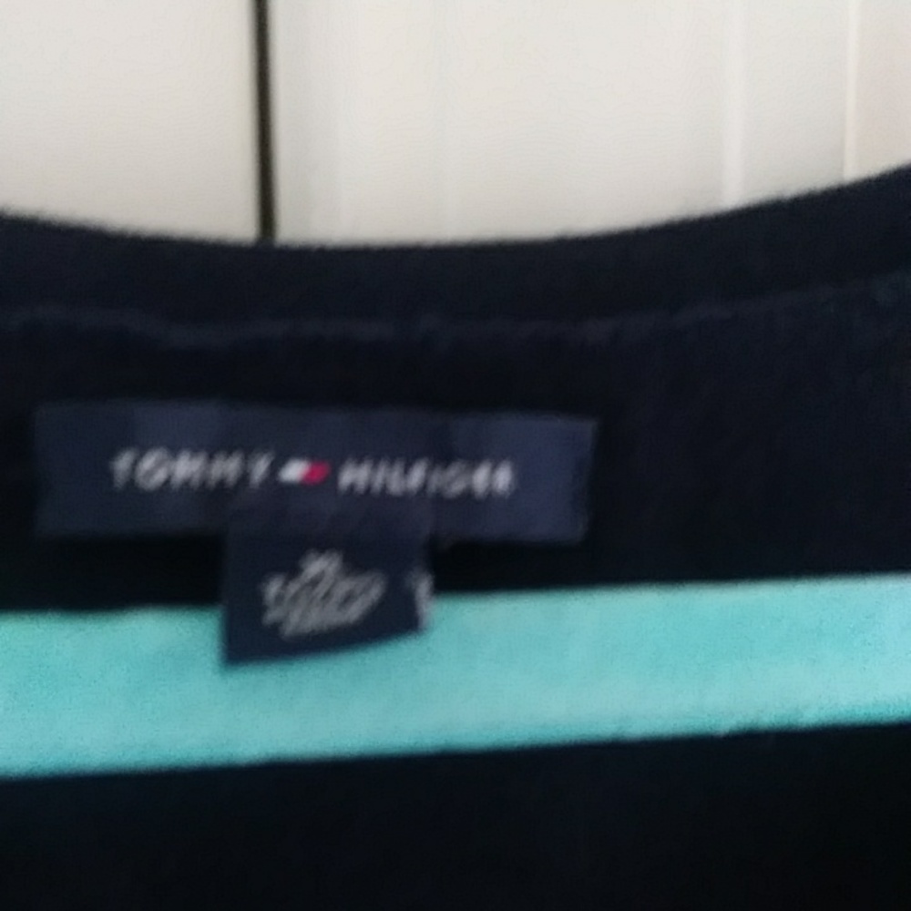 Vneck sweater - Picture 2 of 5
